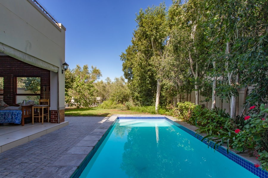 5 Bedroom Property for Sale in Val De Vie Estate Western Cape